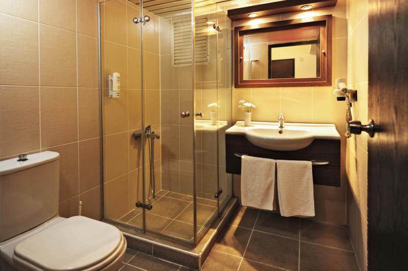 ÜSTÜN OTEL
