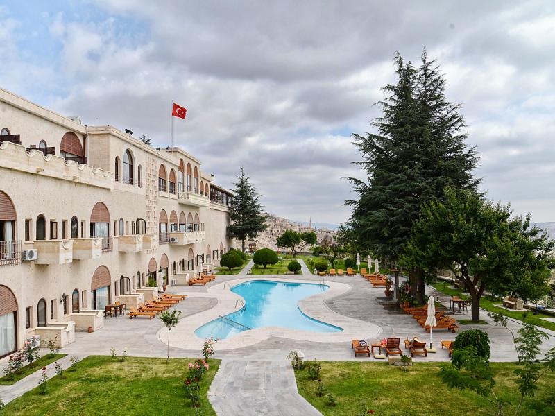 UÇHİSAR KAYA HOTEL