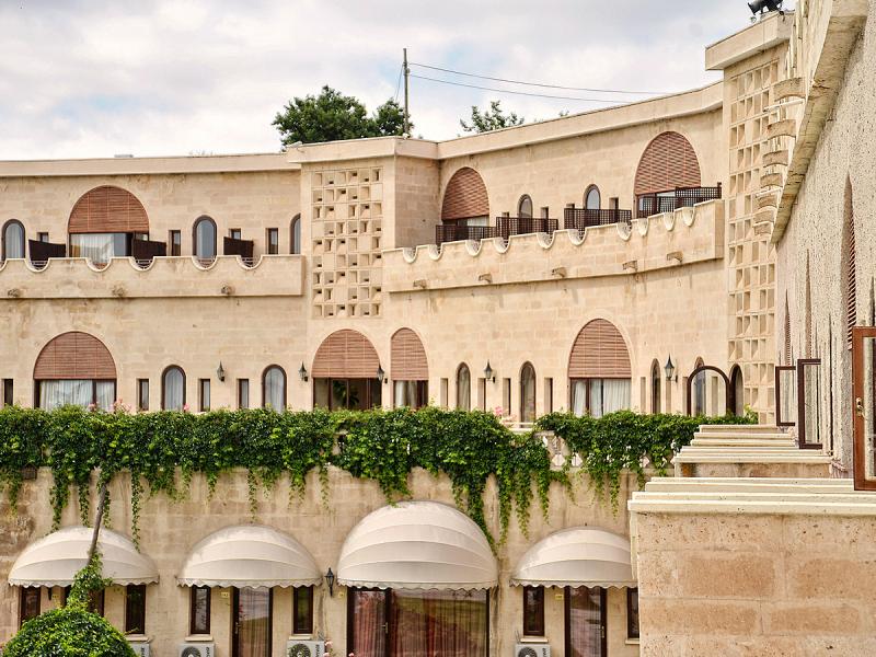 UÇHİSAR KAYA HOTEL