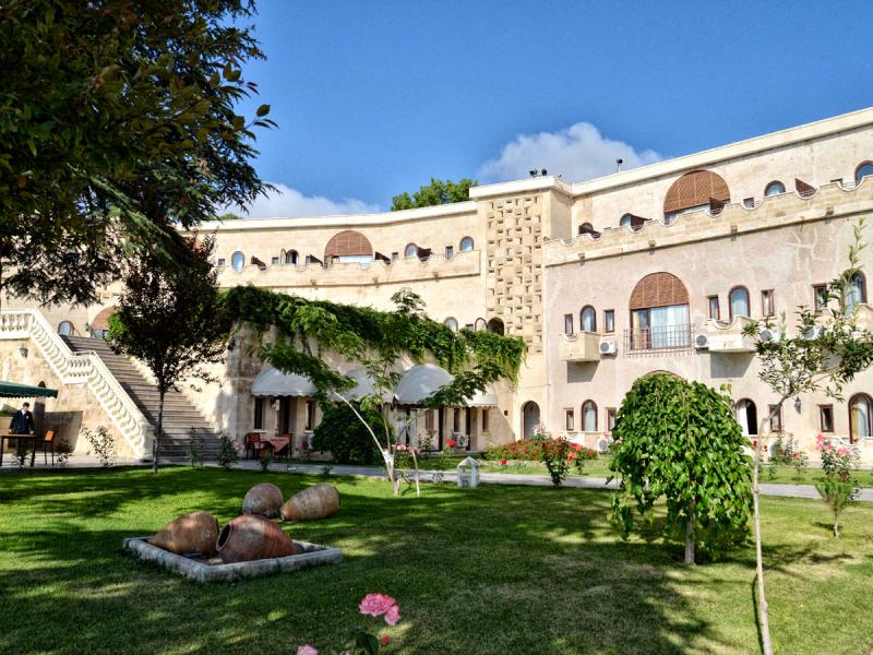 UÇHİSAR KAYA HOTEL