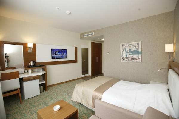 Otel Selçuk Şems-i Tebrizi