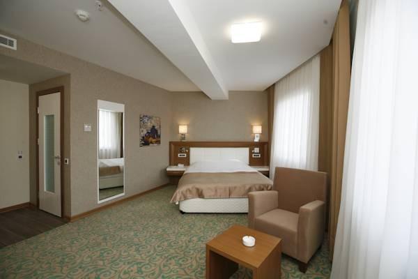 Otel Selçuk Şems-i Tebrizi