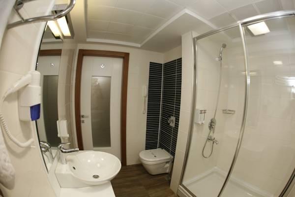 Otel Selçuk Şems-i Tebrizi