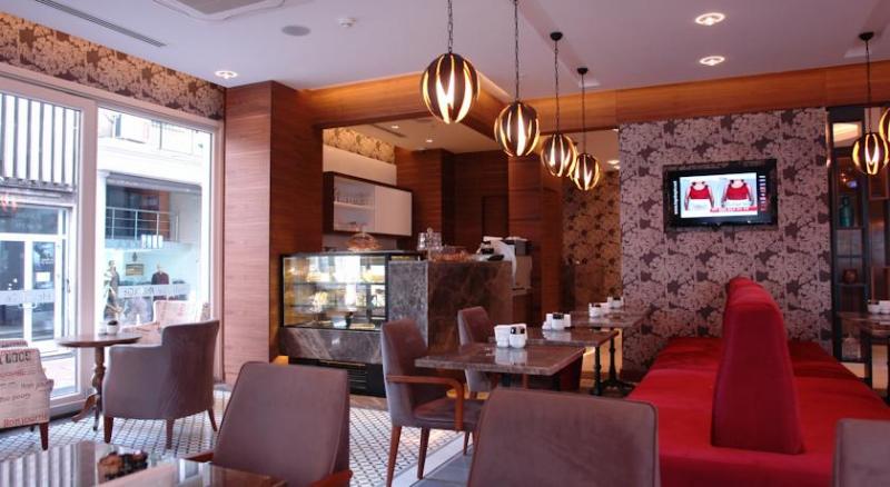 Hotel Le Mirage