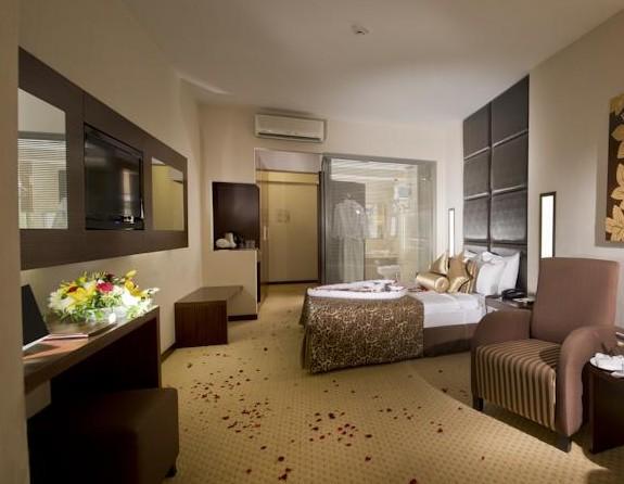 North Point Hotel