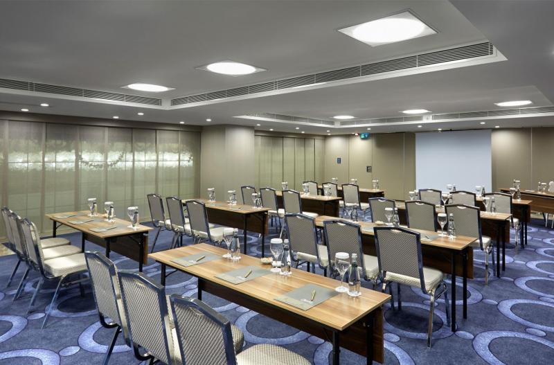 Biz Cevahir Hotel İstanbul