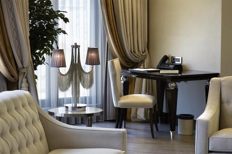 Biz Cevahir Hotel İstanbul